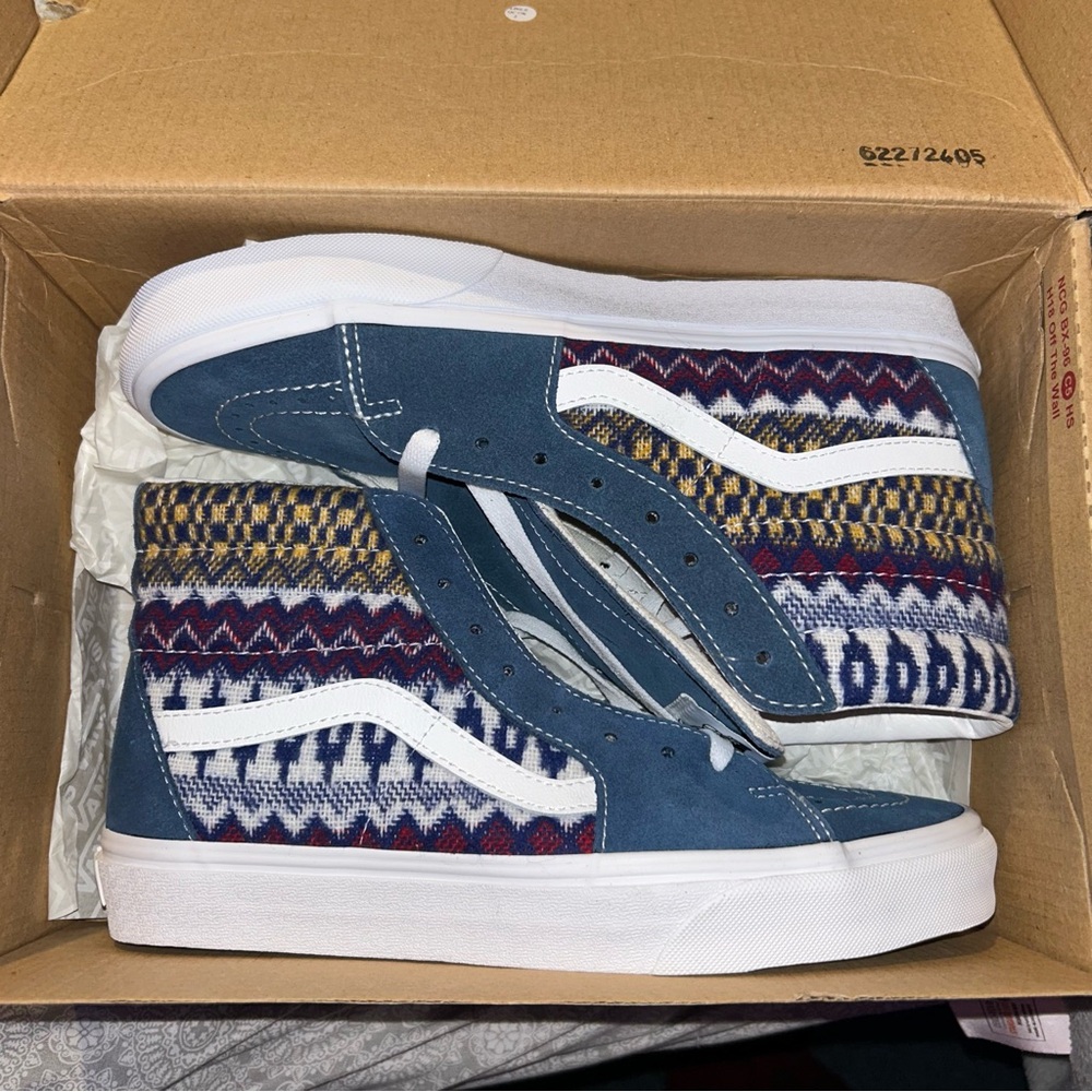 High Top Vans Brand New Mens 7.5 Womens 9